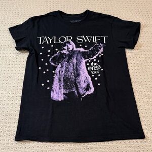 Taylor Swift The Eras Tour Black T-Shirt Size Small